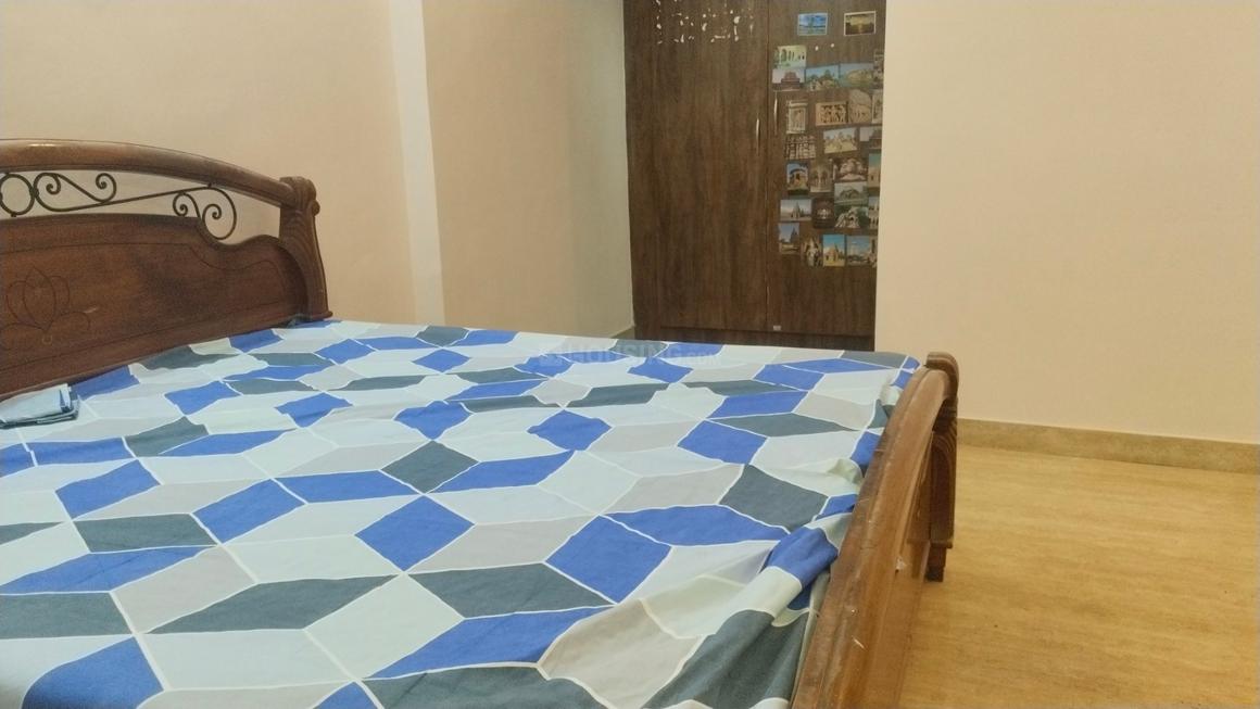 1 BHK for rent in DLF Phase 2, Gurugram — 369 sq.ft