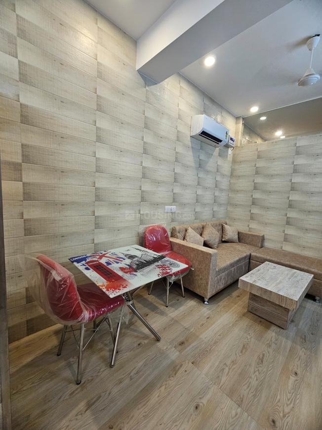 1 BHK for rent in DLF Phase 2, Gurugram — 1200 sq.ft