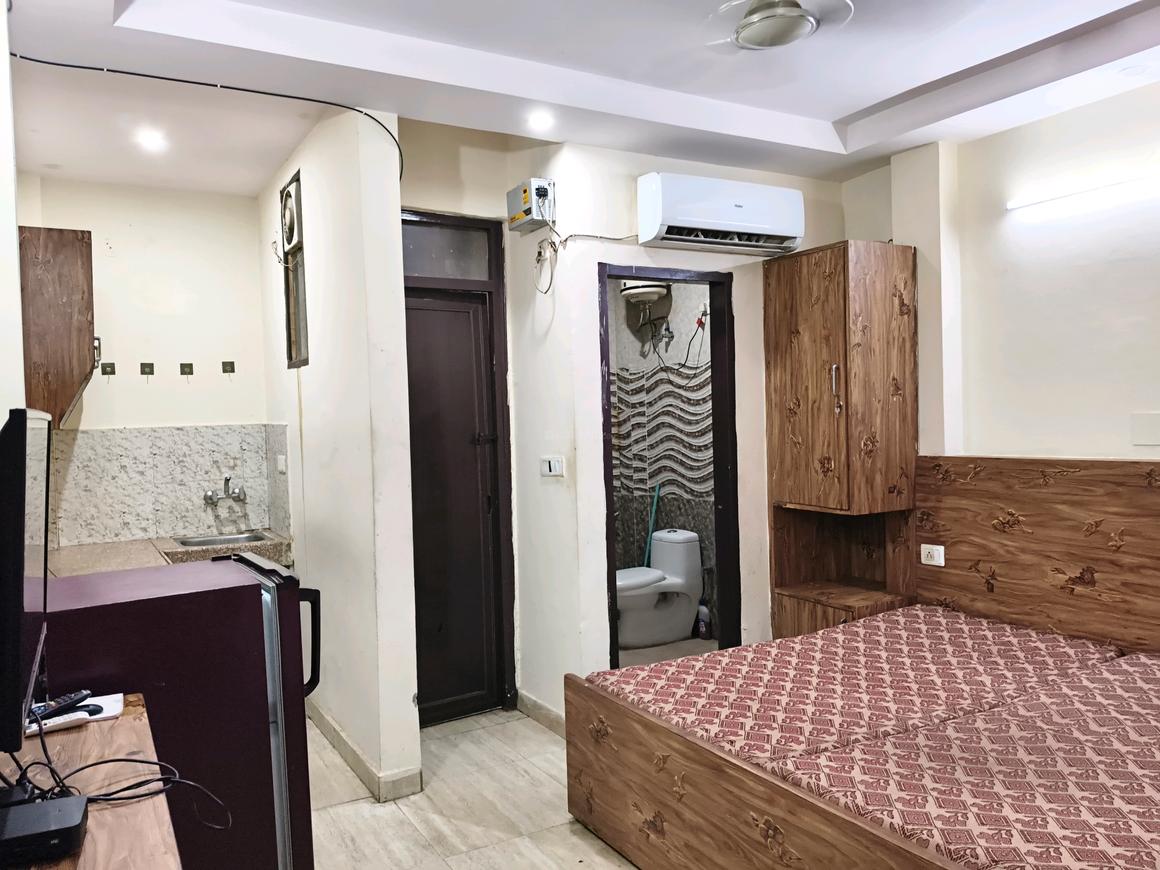 1 BHK for rent in DLF Phase 3, Gurugram — 500 sq.ft