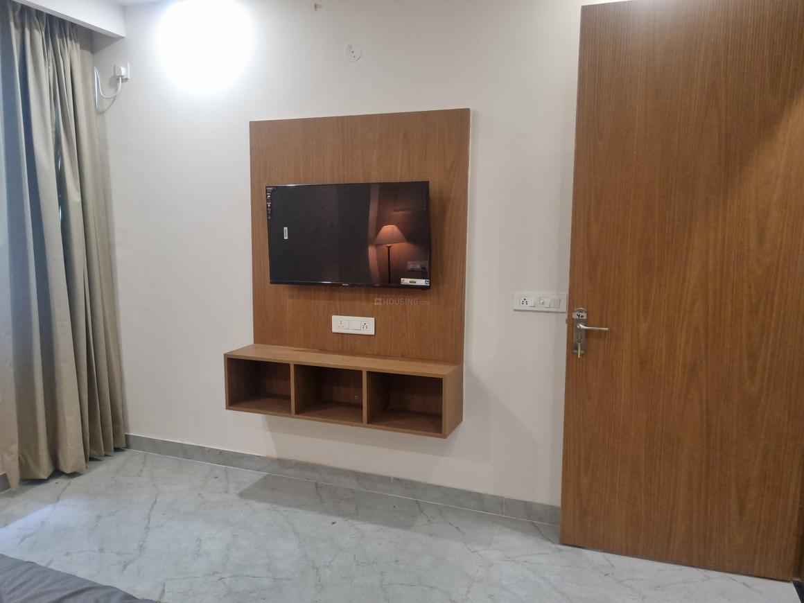 1 BHK for rent in DLF Phase 5, Gurugram — 550 sq.ft