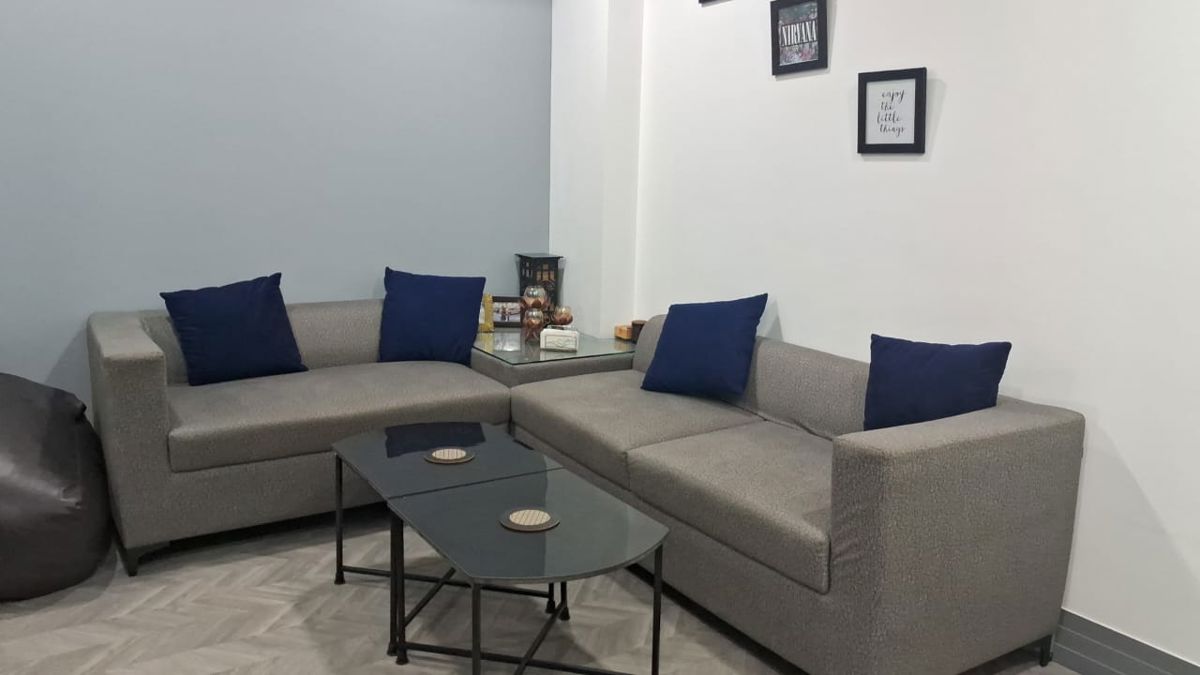 1 BHK for rent in Dlf Phase ii, Gurugram — furnished — 550 sq.ft — DLF Building 10