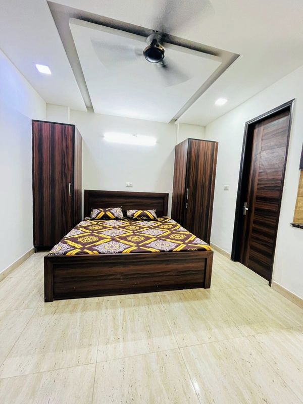 1 BHK for rent in Dlf Phase ii, Gurugram — furnished — 300 sq.ft