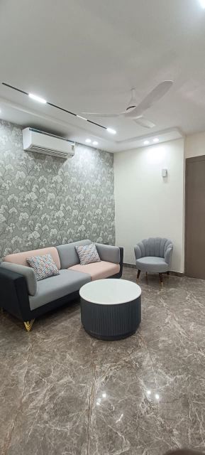1 BHK for rent in Dlf Phase iv, Gurugram — furnished — 600 sq.ft — DLF City Phase IV