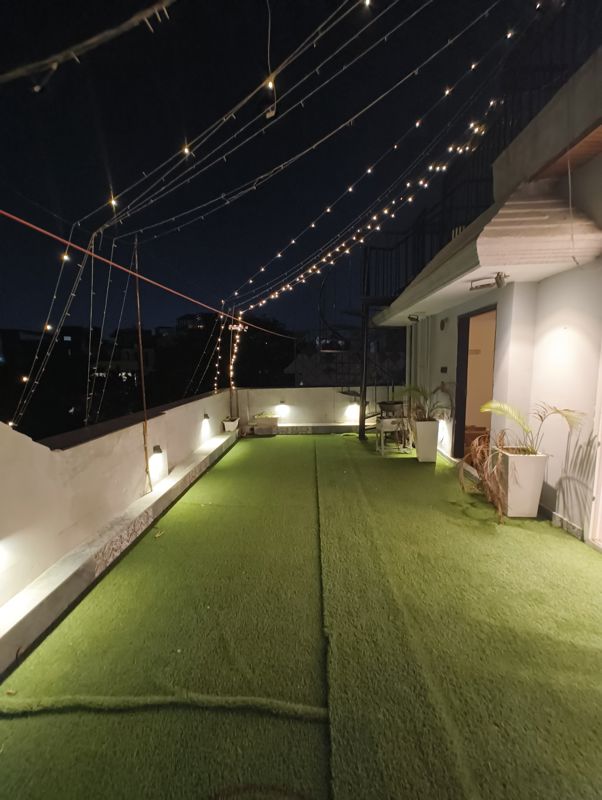 1 BHK for rent in Dlf Phase V, Gurugram — furnished — 988 sq.ft