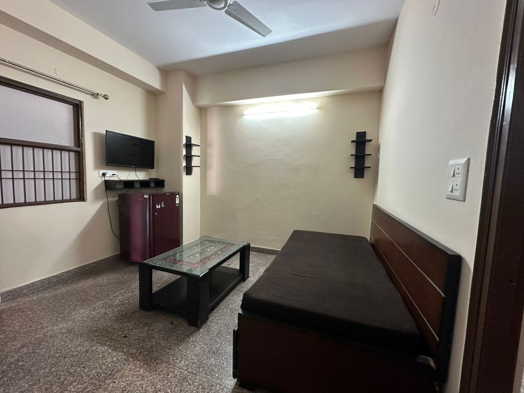 1 BHK for rent in Indira Colony 2, Gurugram — furnished — 600 sq.ft