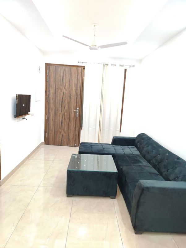 1 BHK for rent in Medi City, Gurugram — furnished — 720 sq.ft