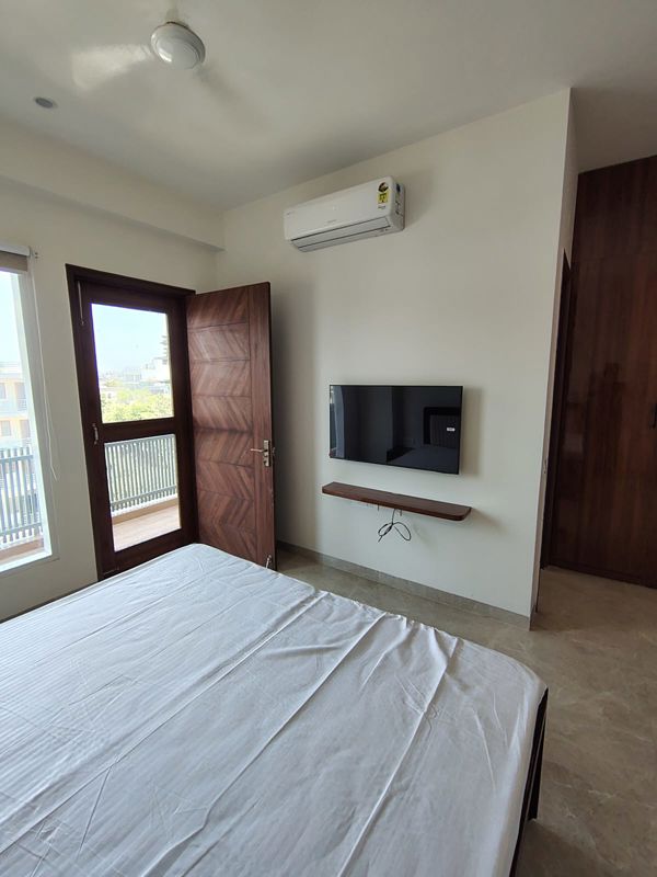 1 BHK for rent in Medi City, Gurugram — furnished — 752 sq.ft