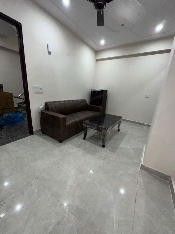 1 BHK for rent in Mohyal Colony, Gurugram — furnished — 700 sq.ft