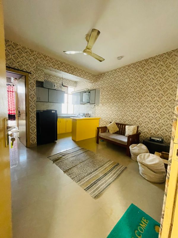 1 BHK for rent in New Palam Vihar Phase 3, Gurugram — furnished — 385 sq.ft — Lotus Homz