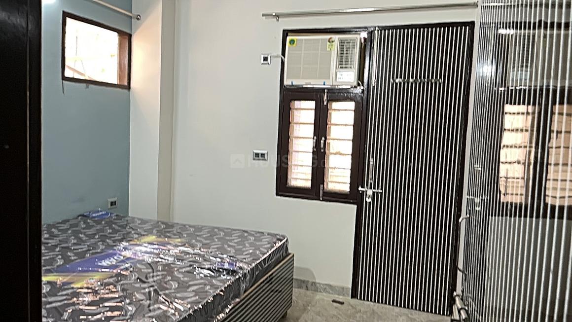 1 BHK for rent in Palam Vihar Extension, Gurugram — semi-furnished — 550 sq.ft