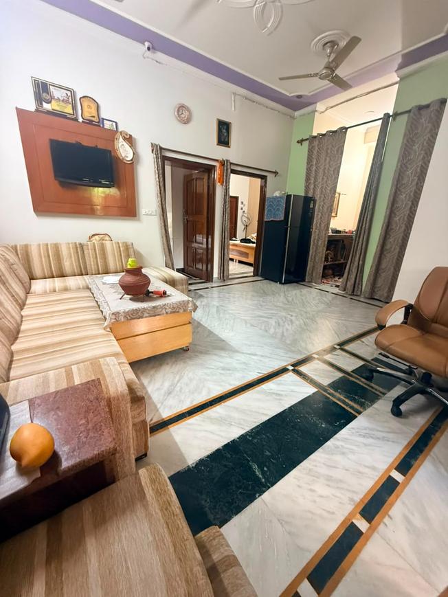 1 BHK for rent in Palam Vihar Extension, Gurugram — semi-furnished — 900 sq.ft