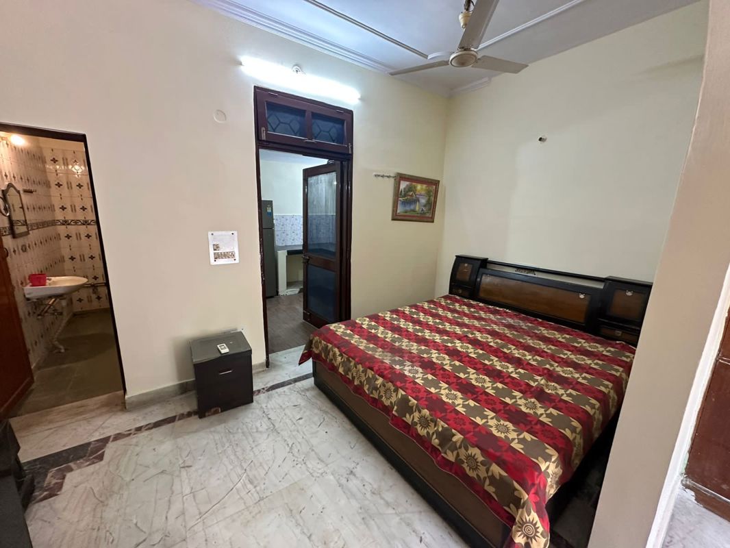 1 BHK for rent in Palam Vihar, Gurugram — furnished — 800 sq.ft — Ansal Plaza Gurgaon