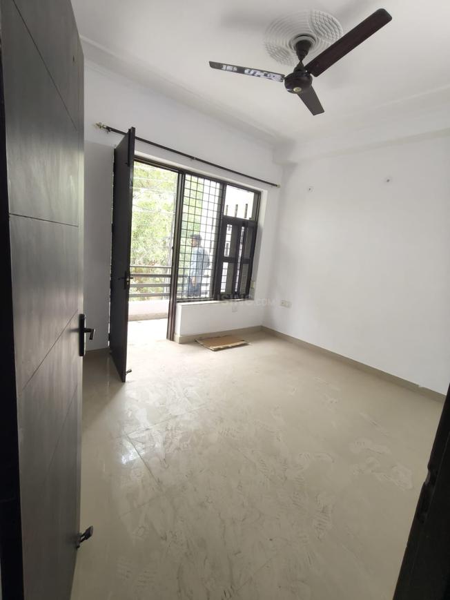1 BHK for rent in Palam Vihar, Gurugram — semi-furnished — 594 sq.ft
