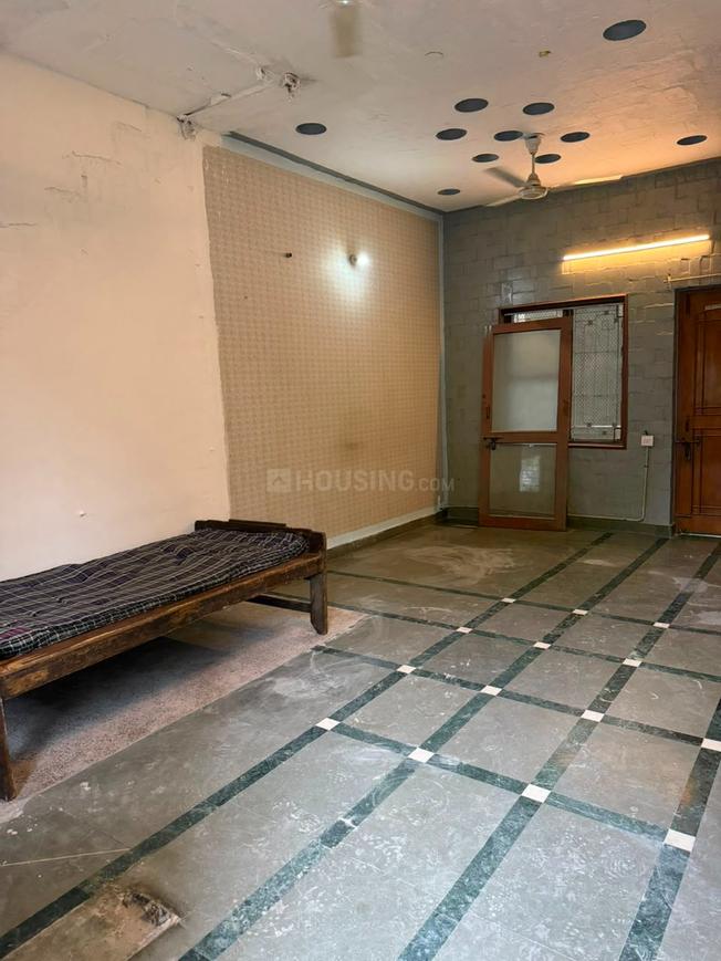 1 BHK for rent in Palam Vihar, Gurugram — semi-furnished — 594 sq.ft