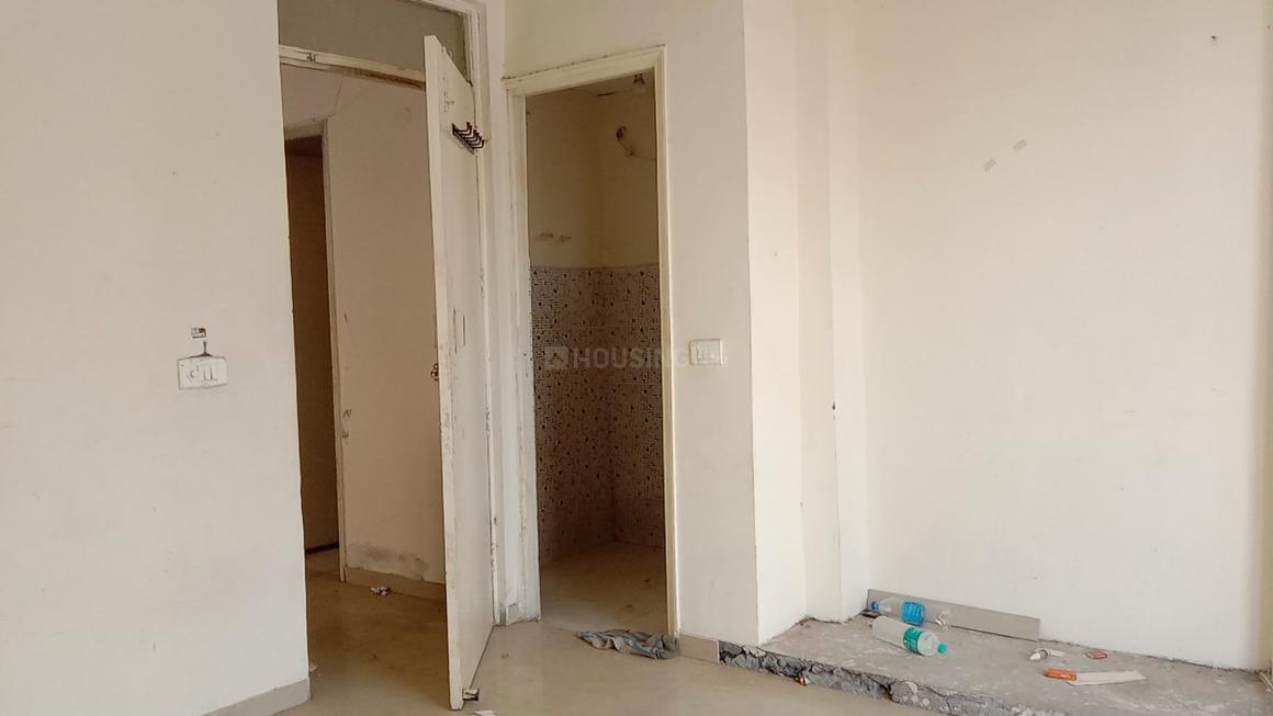 1 BHK for rent in Sector 102, Gurugram — unfurnished — 450 sq.ft — ROF Aalayas 1