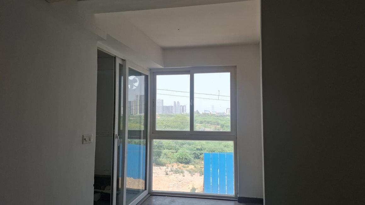 1 BHK for rent in Sector 106, Gurugram — semi-furnished — 700 sq.ft — Viridian The Longevity Project At Plaza 106