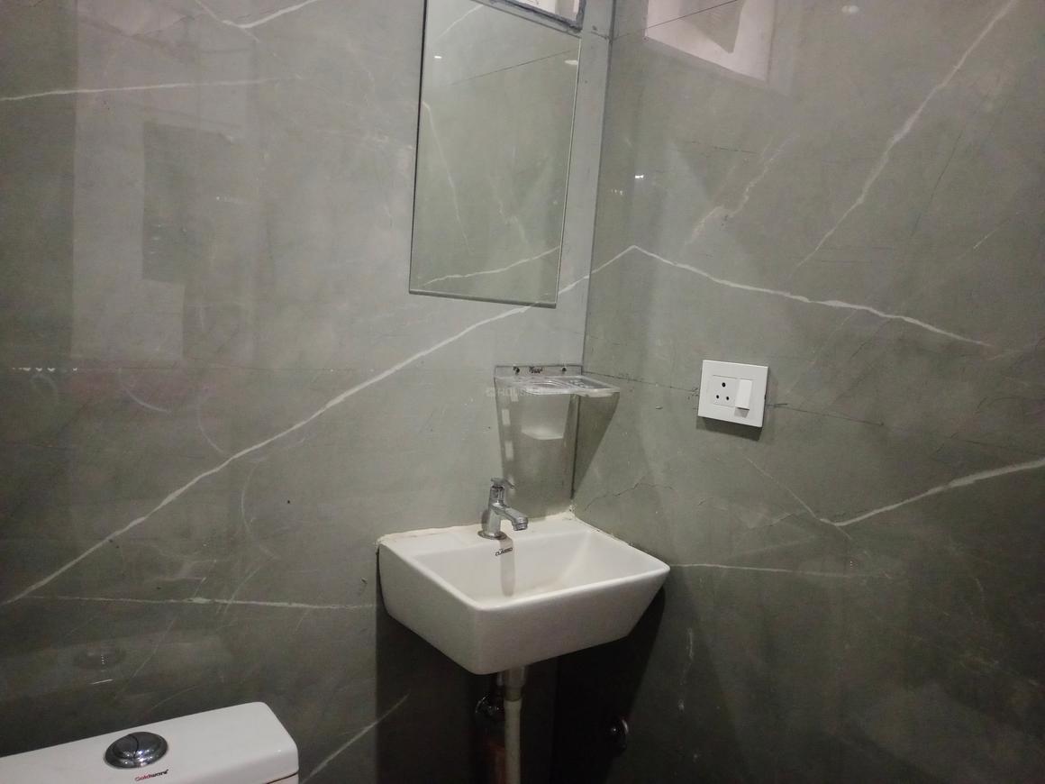 1 BHK for rent in Sector 13, Gurugram — 250 sq.ft — Sanjay Gram