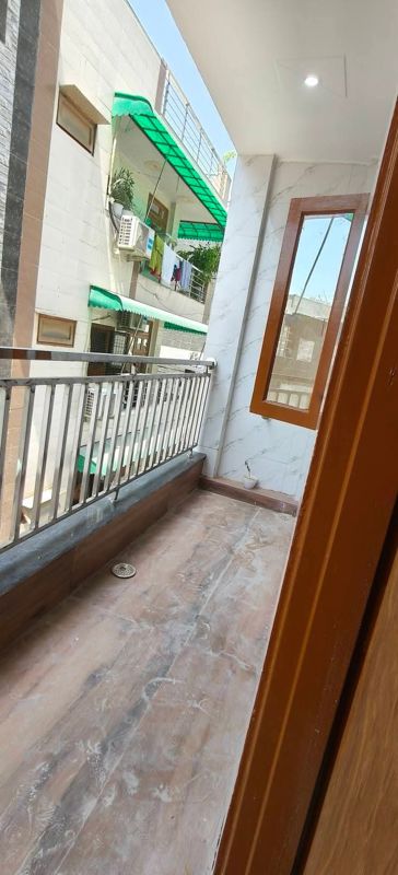 1 BHK for rent in Sector 14, Gurugram — furnished — 800 sq.ft — AKD Tower