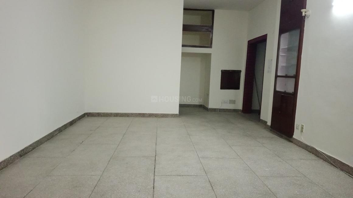 1 BHK for rent in Sector 14, Gurugram — semi-furnished — 800 sq.ft