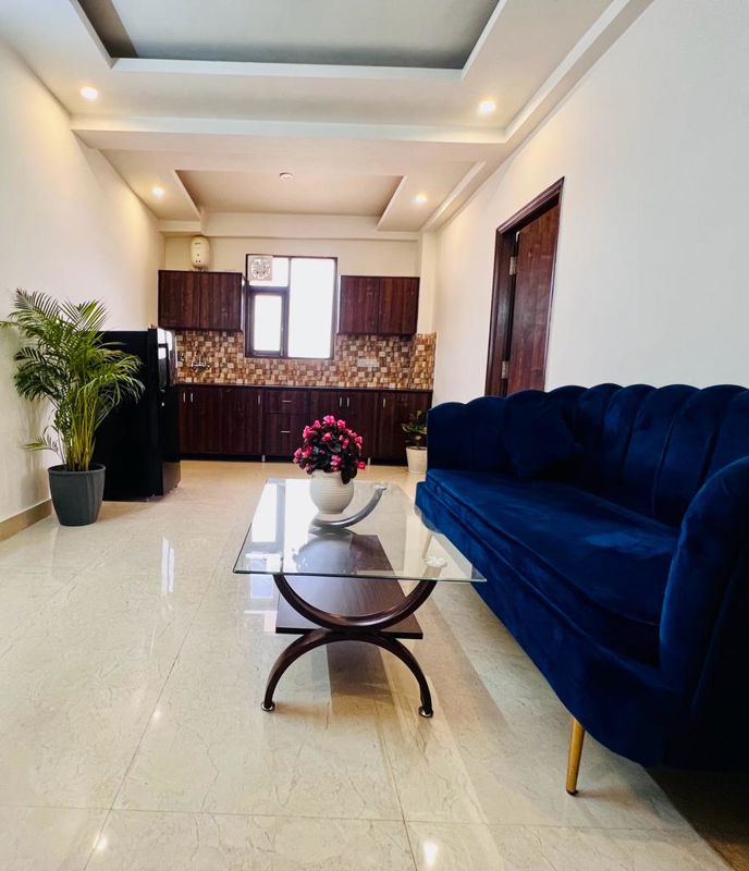 1 BHK for rent in Sector 15, Gurugram — furnished — 700 sq.ft