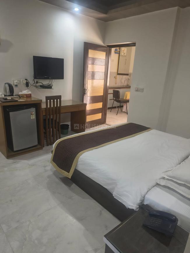 1 BHK for rent in Sector 15 Part 2, Gurugram — 1200 sq.ft
