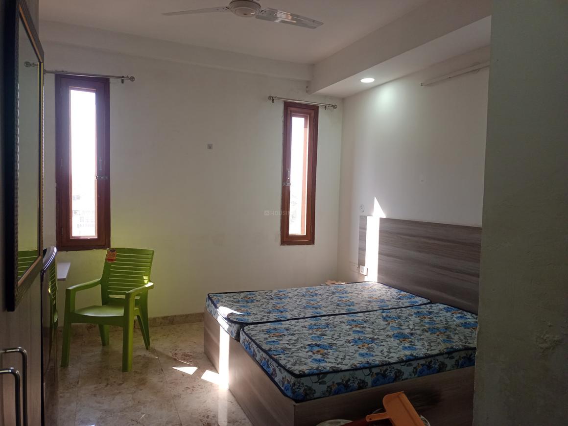 1 BHK for rent in Sector 17, Gurugram — 275 sq.ft