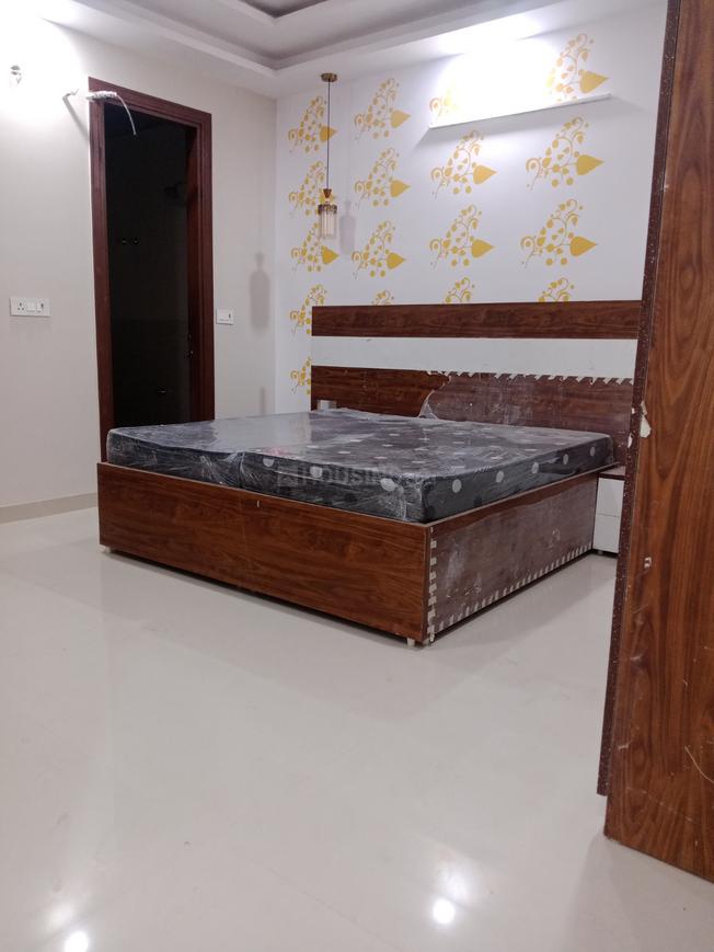 1 BHK for rent in Sector 17, Gurugram — 600 sq.ft