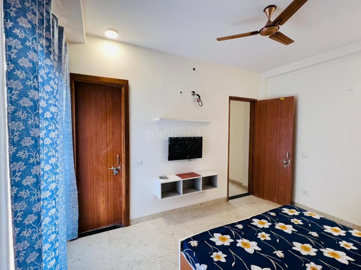 1 BHK for rent in Sector 17, Gurugram — 366 sq.ft