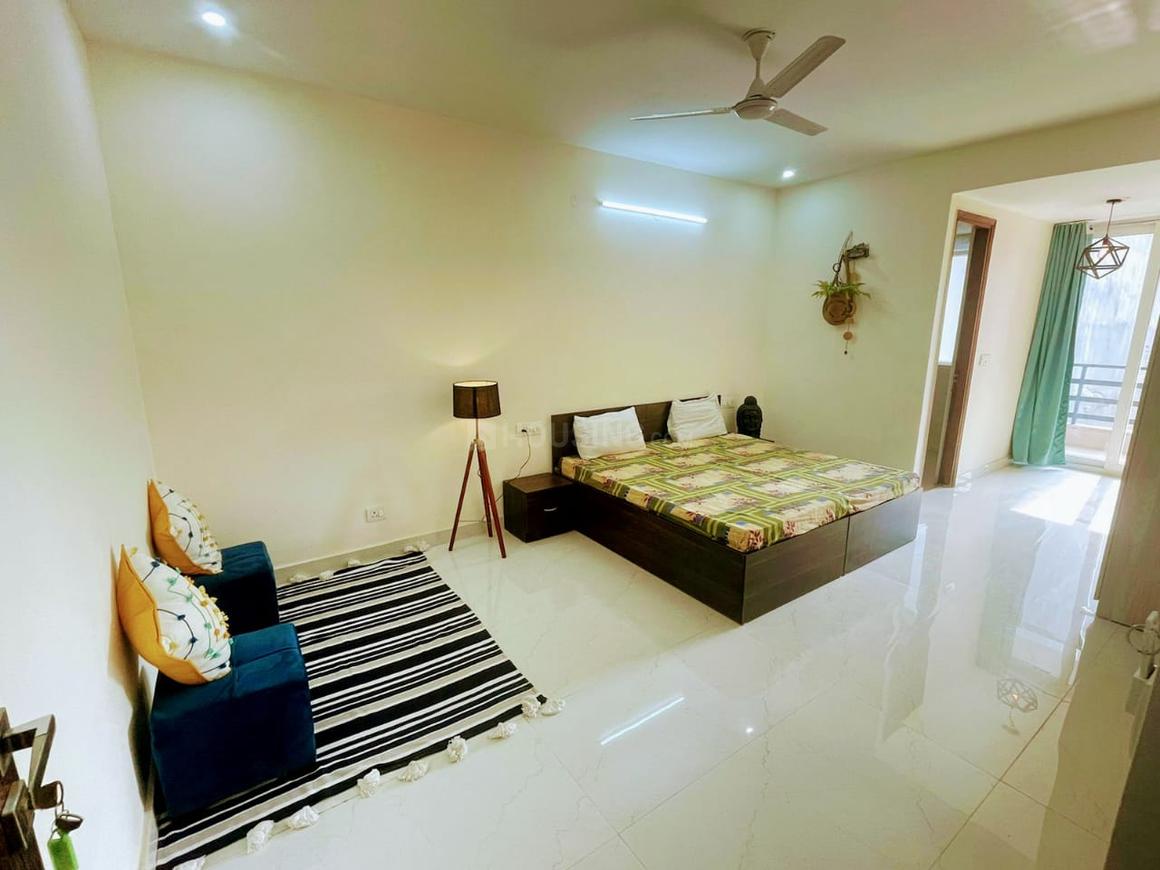 1 BHK for rent in Sector 17, Gurugram — 398 sq.ft