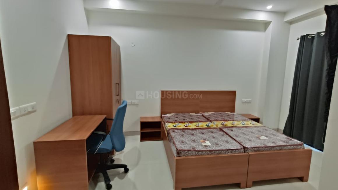 1 BHK for rent in Sector 17, Gurugram — 360 sq.ft