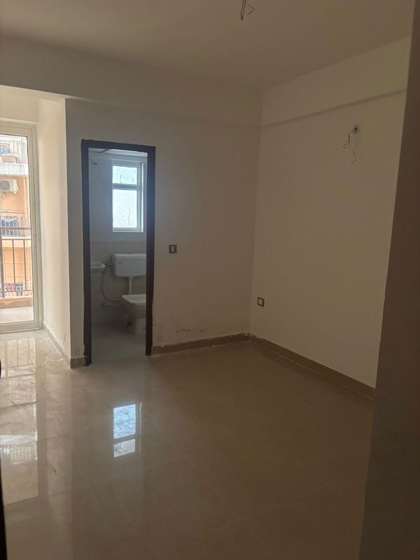 1 BHK for rent in Sector 21, Gurugram — semi-furnished — 1000 sq.ft