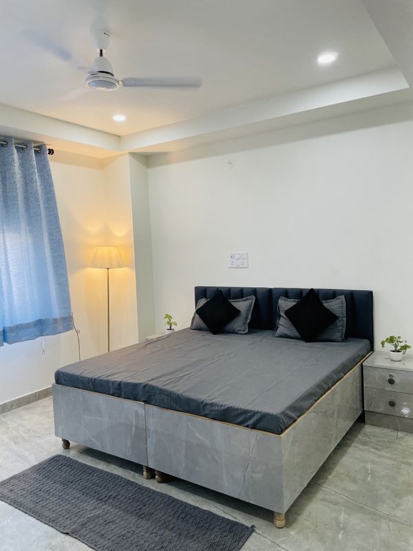 1 BHK for rent in Sector 21, Gurugram — furnished — 1150 sq.ft