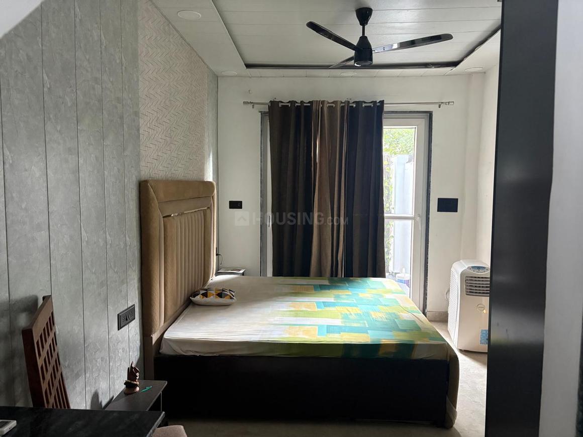 1 BHK for rent in Sector 21, Gurugram — semi-furnished — 1000 sq.ft