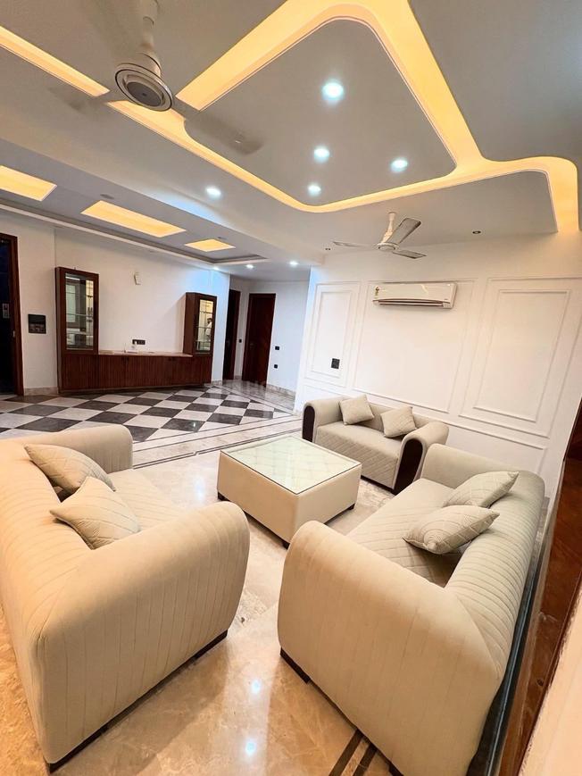 1 BHK for rent in Sector 22, Gurugram — semi-furnished — 855 sq.ft