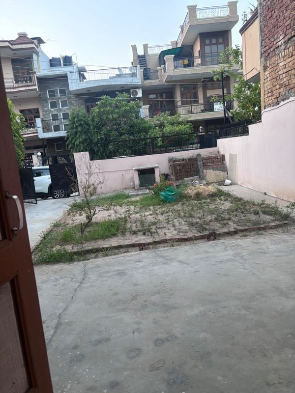 1 BHK for rent in Sector 22b, Gurugram — furnished — 2000 sq.ft