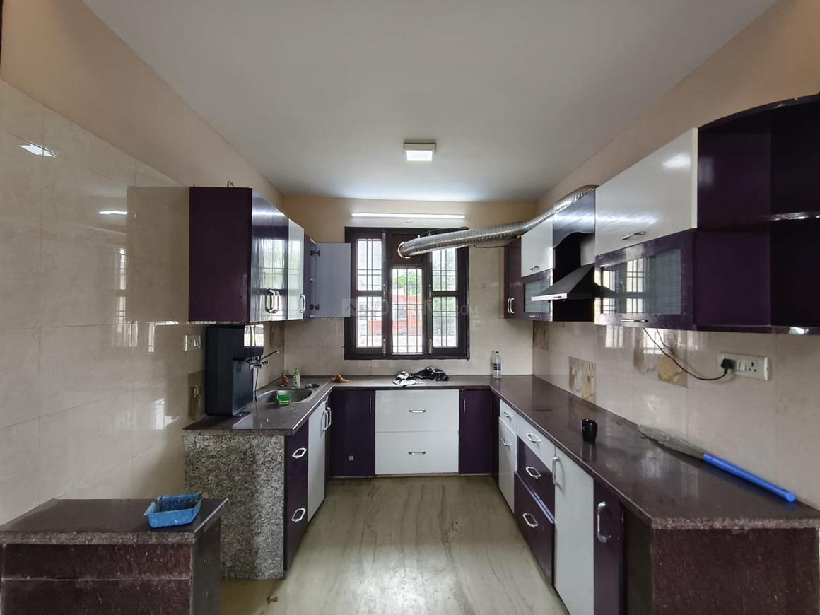 1 BHK for rent in Sector 23, Gurugram — 250 sq.ft
