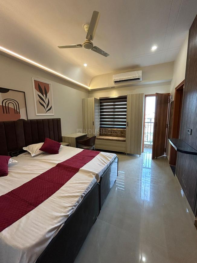 1 BHK for rent in Sector 23A, Gurugram — 900 sq.ft