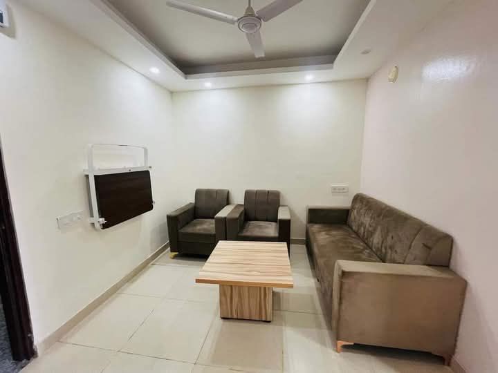 1 BHK for rent in Sector 24, Gurugram — furnished — 645 sq.ft — Ambience Mall