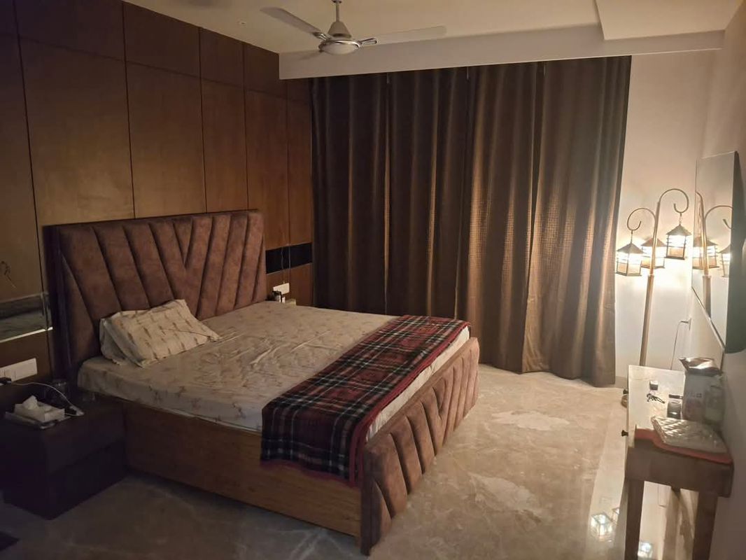 1 BHK for rent in Sector 24, Gurugram — semi-furnished — 778 sq.ft — DLF Cyber Greens