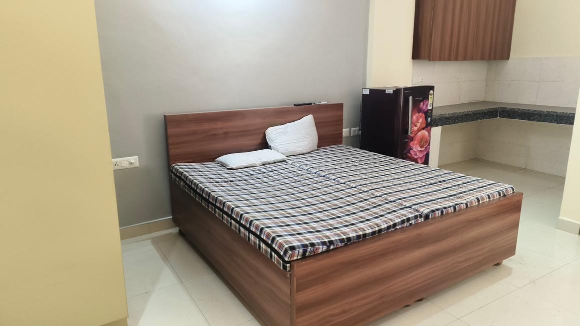 1 BHK for rent in Sector 24, Gurugram — 450 sq.ft