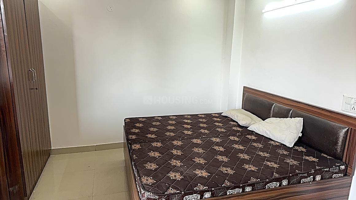 1 BHK for rent in Sector 27, Gurugram — 360 sq.ft
