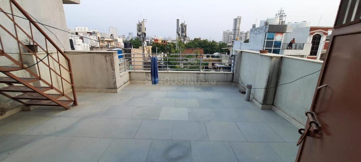 1 BHK for rent in Sector 27, Gurugram — 600 sq.ft