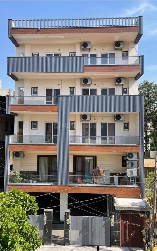 1 BHK for rent in Sector 28, Gurugram — 950 sq.ft
