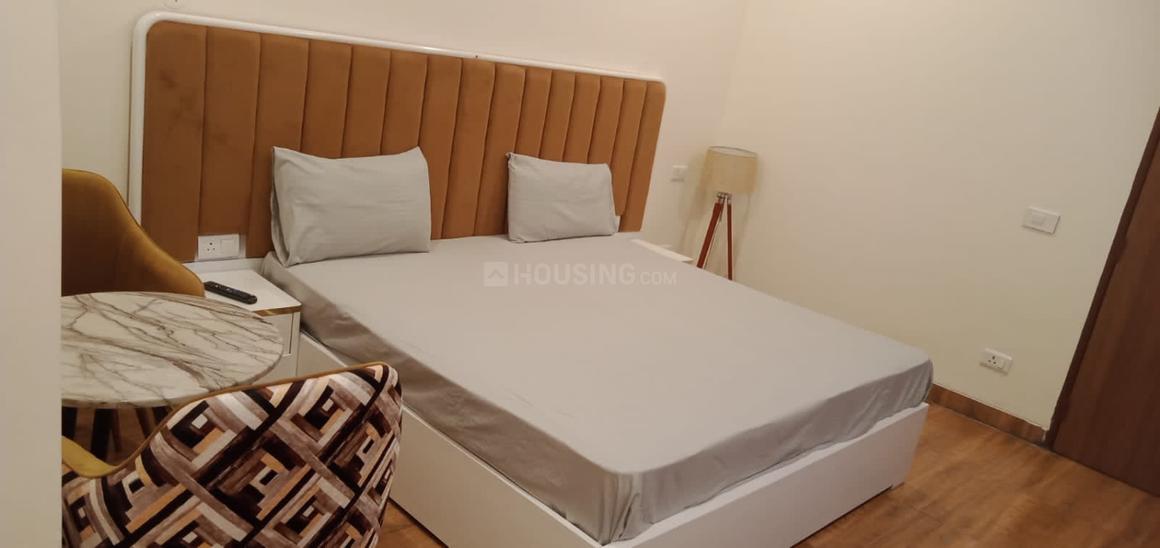 1 BHK for rent in Sector 30, Gurugram — 320 sq.ft