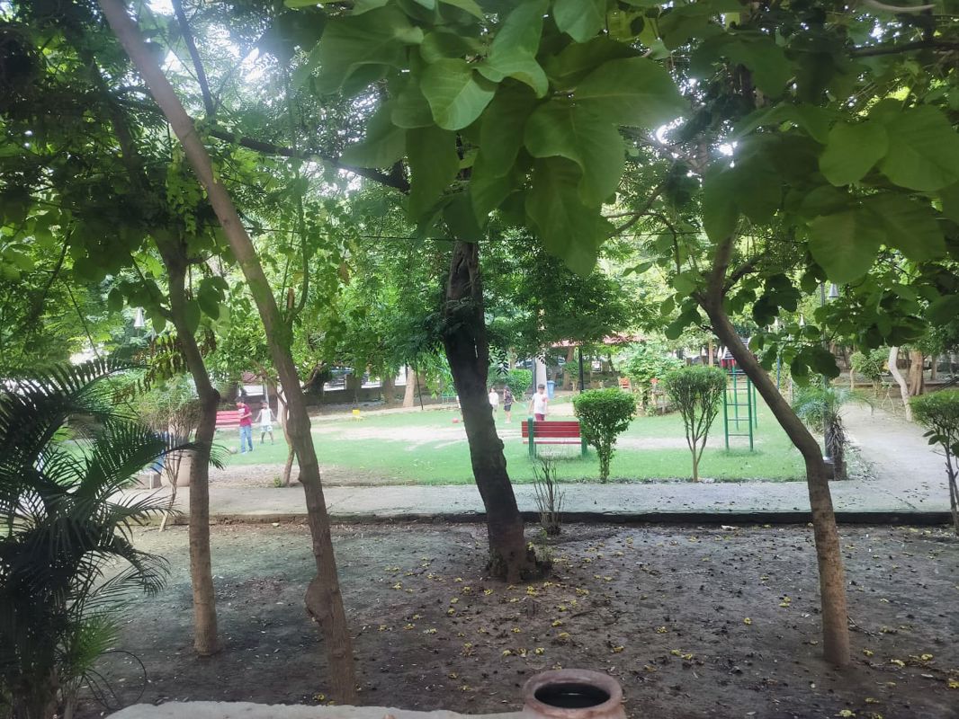 1 BHK for rent in Sector 31, Gurugram — semi-furnished — 903 sq.ft