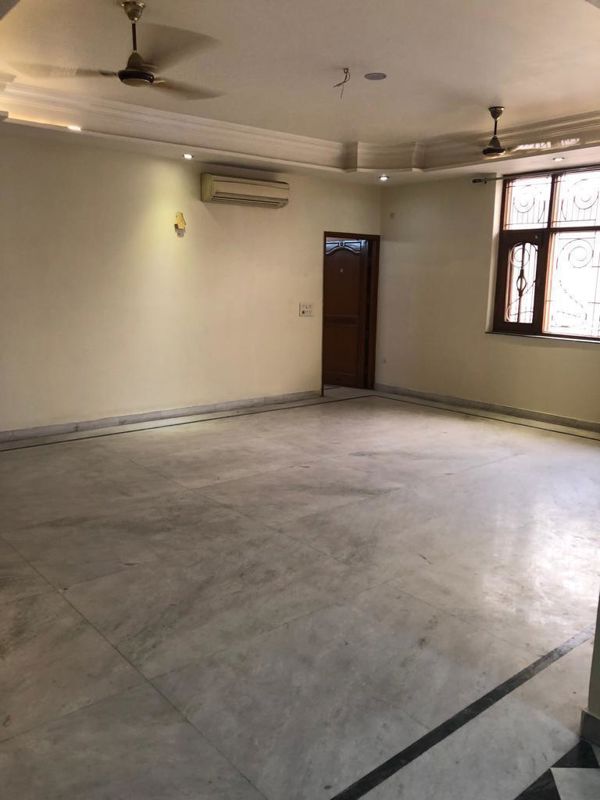 1 BHK for rent in Sector 31, Gurugram — furnished — 160 sq.ft