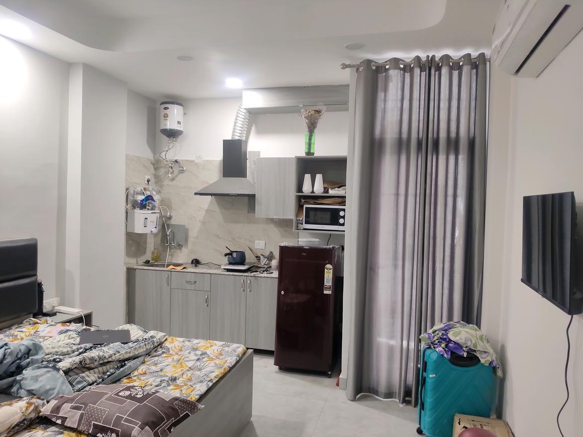 1 BHK for rent in Sector 31, Gurugram — 580 sq.ft — CGHS Peach Jasmine