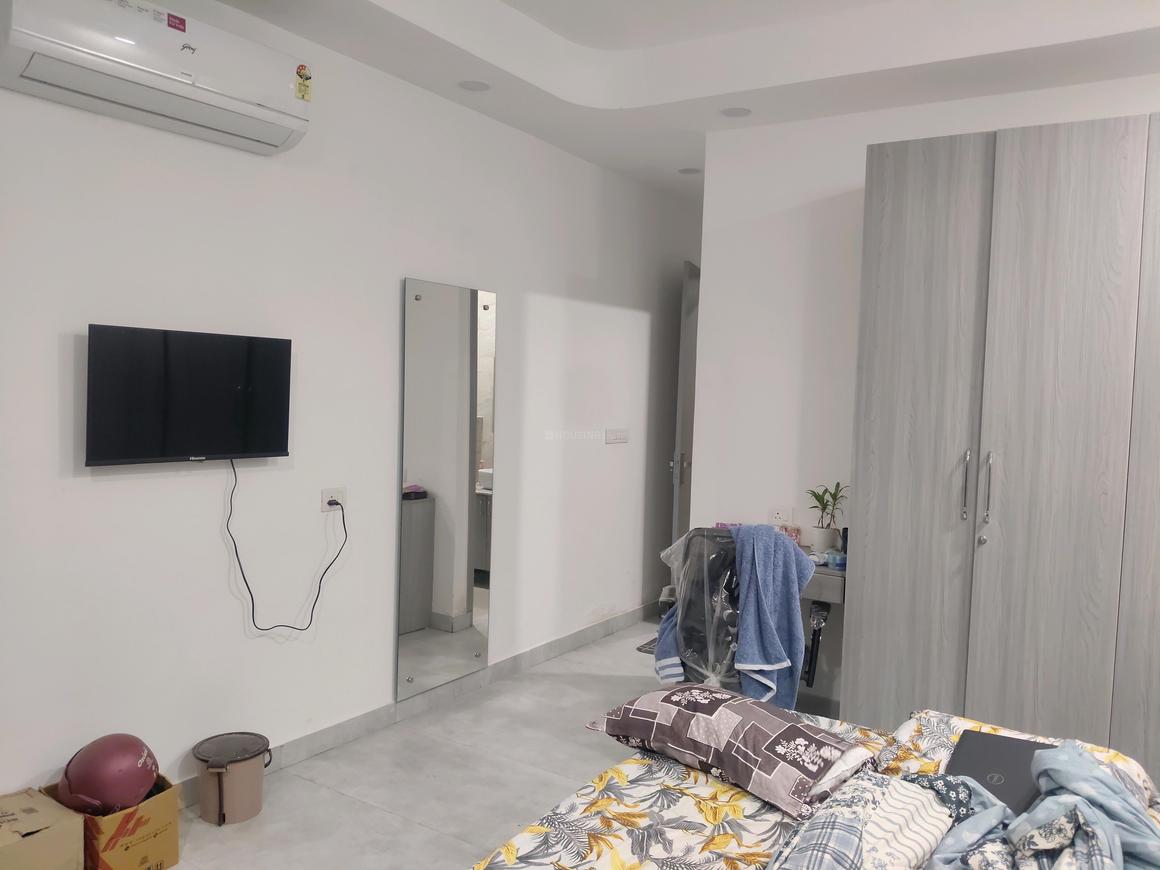1 BHK for rent in Sector 31, Gurugram — 650 sq.ft — CGHS Peach Jasmine