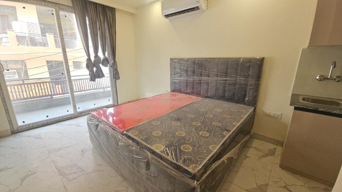 1 BHK for rent in Sector 31, Gurugram — 450 sq.ft
