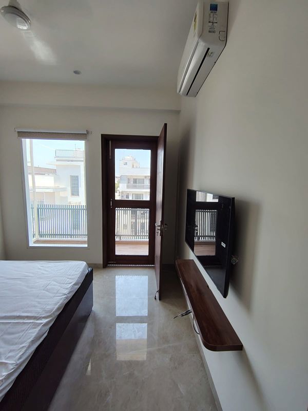 1 BHK for rent in Sector 32, Gurugram — furnished — 751 sq.ft